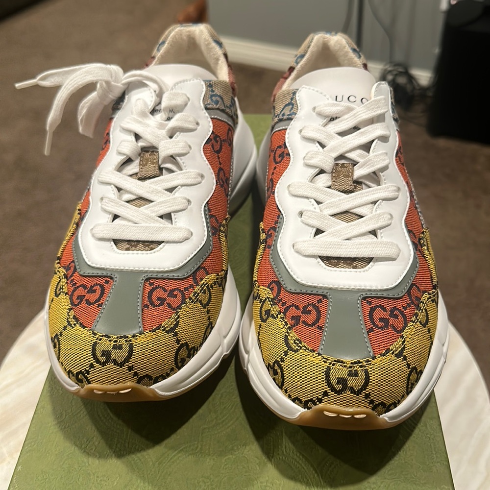 Gucci Sneakers